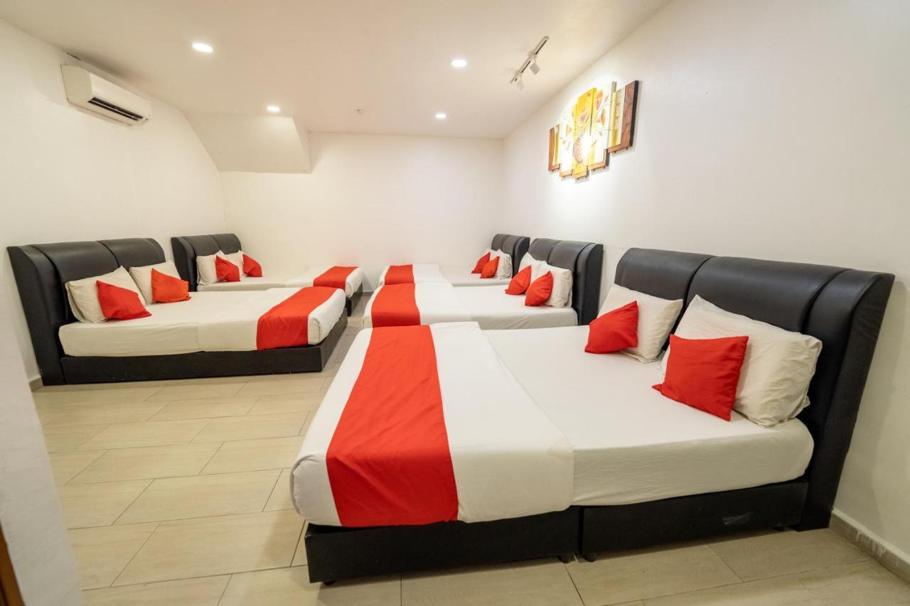 Mary J Hotel Family 10 Pax Room Kota Bharu Dış mekan fotoğraf