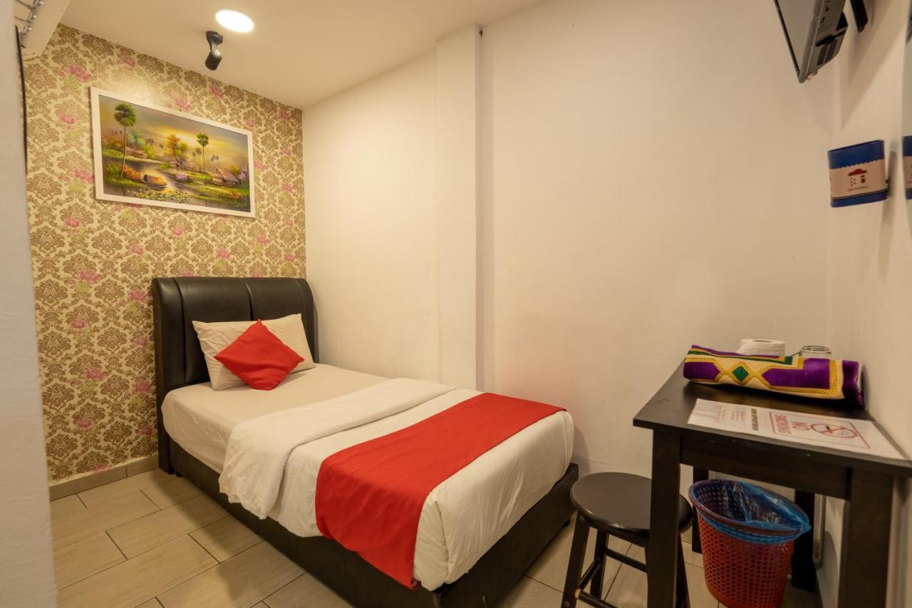 Mary J Hotel Family 10 Pax Room Kota Bharu Dış mekan fotoğraf
